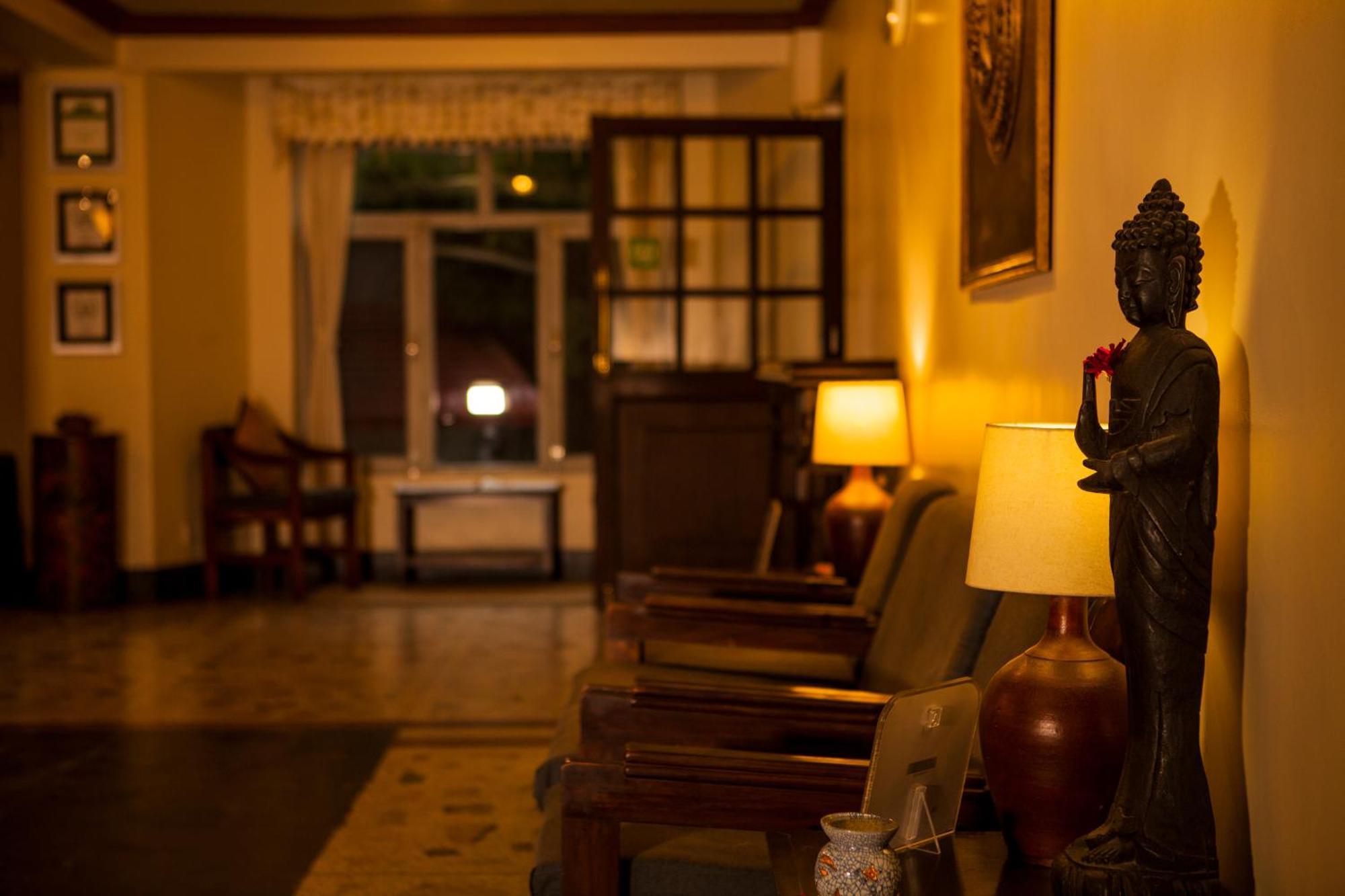 Shambaling Boutique Hotel Kathmandu Exteriör bild